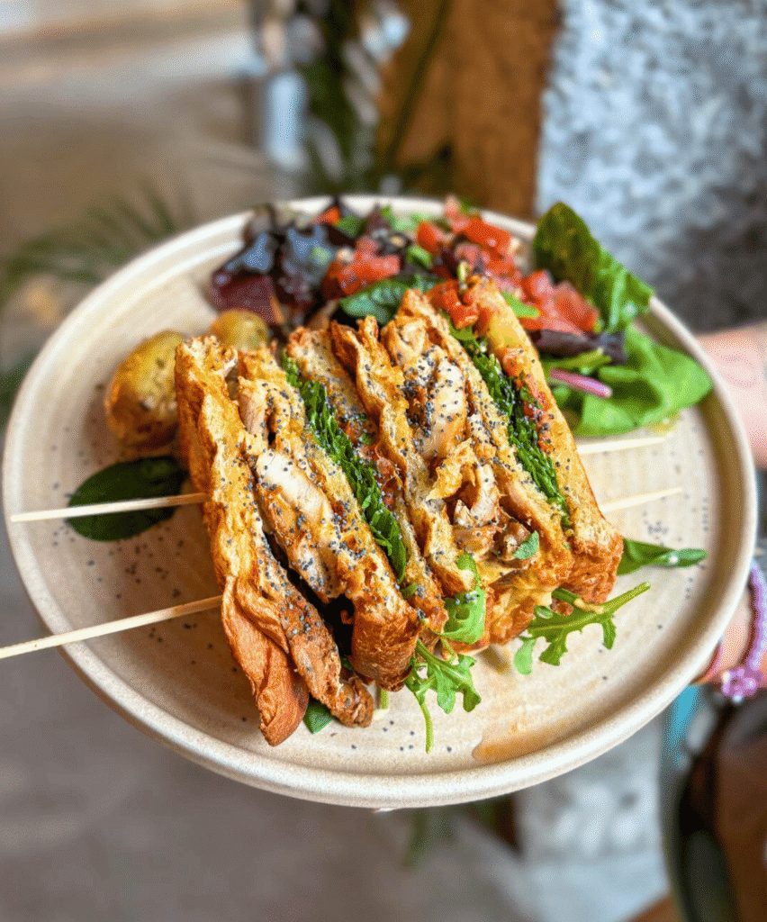 Chicken-club-web-reduced-01