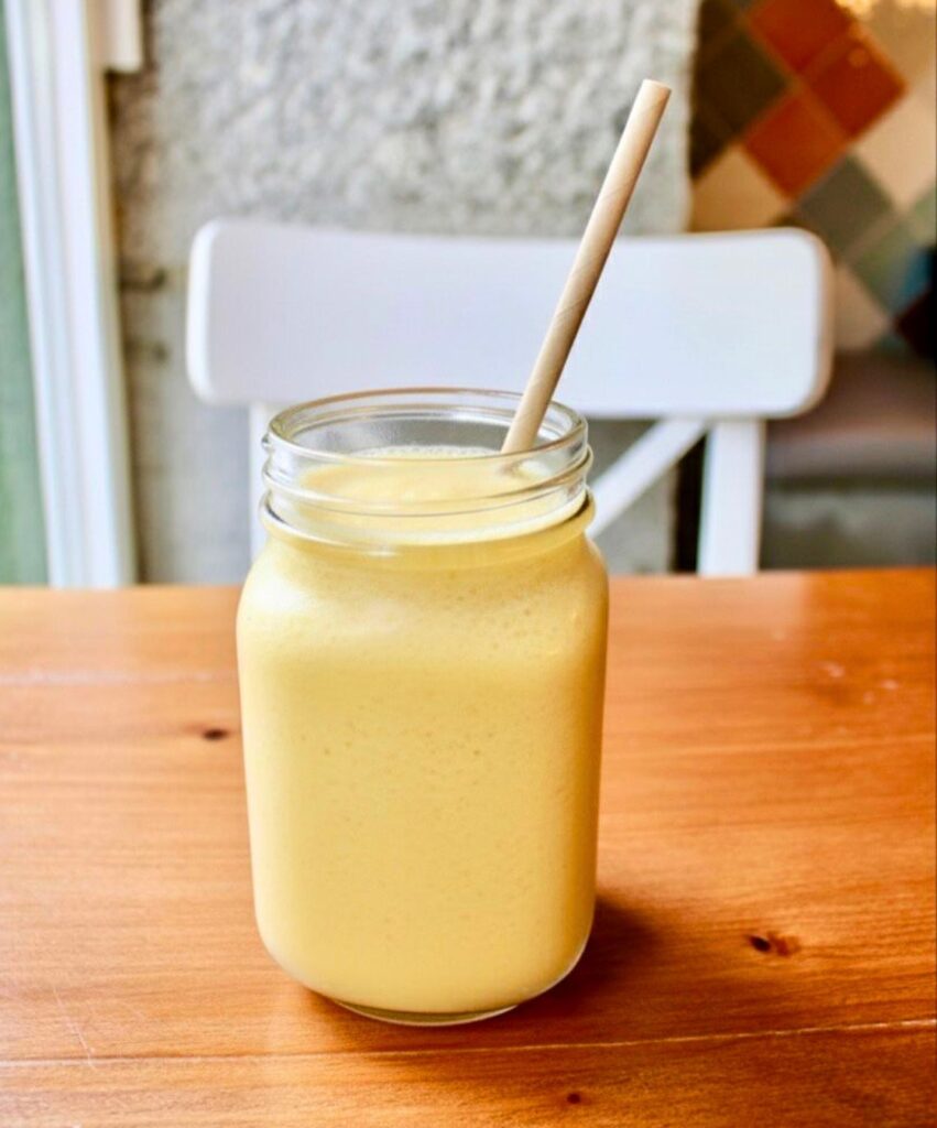 Mango-loves-piña-00