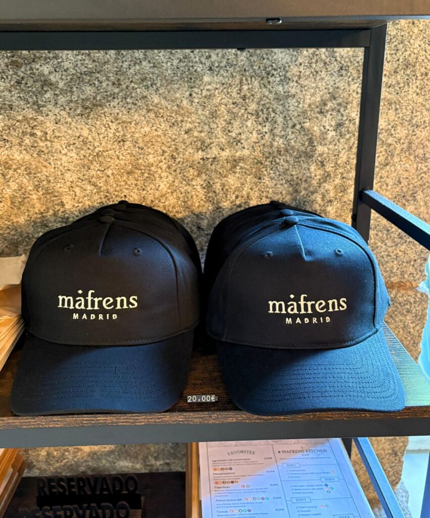 Merchandising-Gorras-01